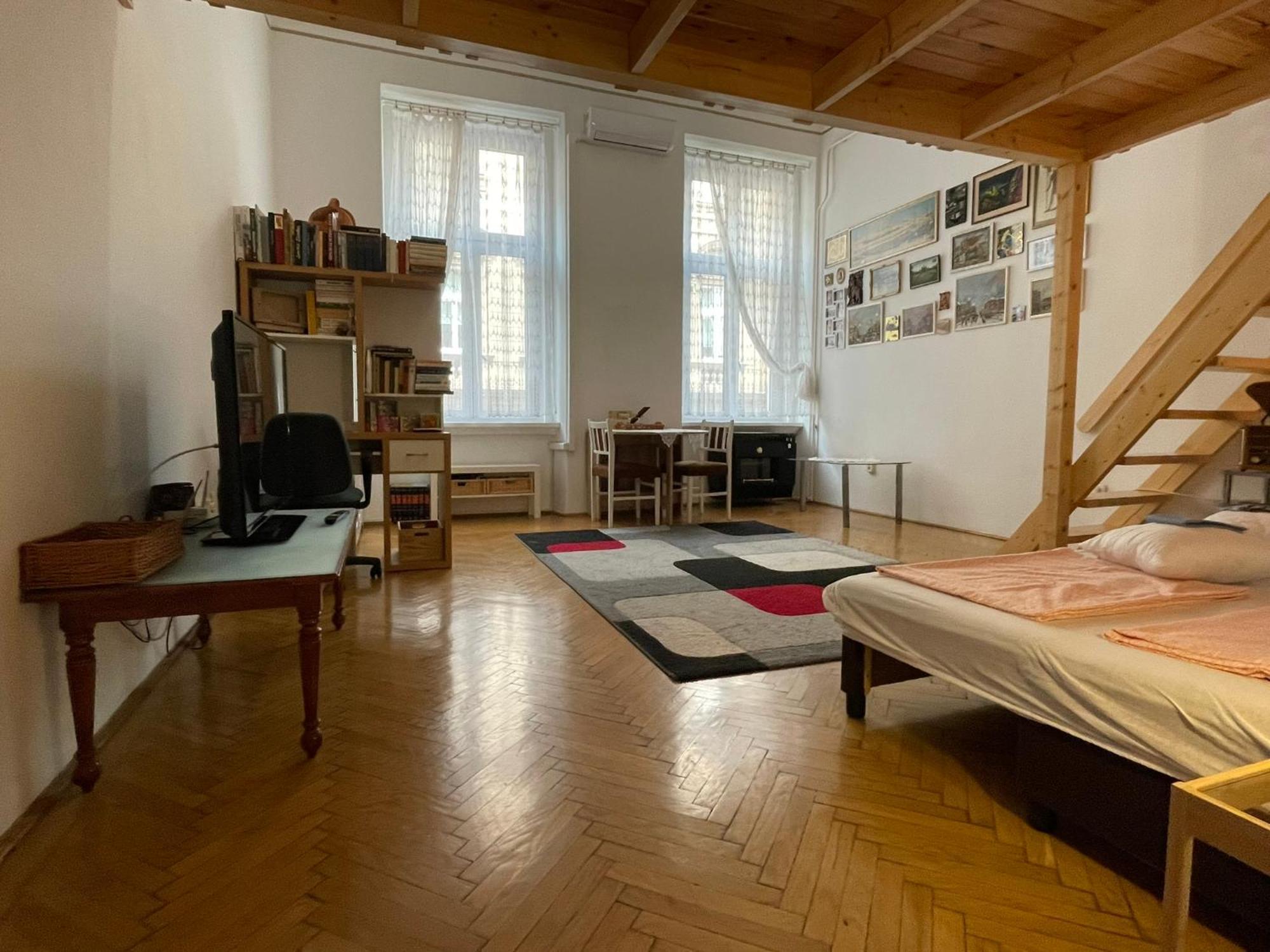 Апартаменты Andrassy Adventures Будапешт Экстерьер фото